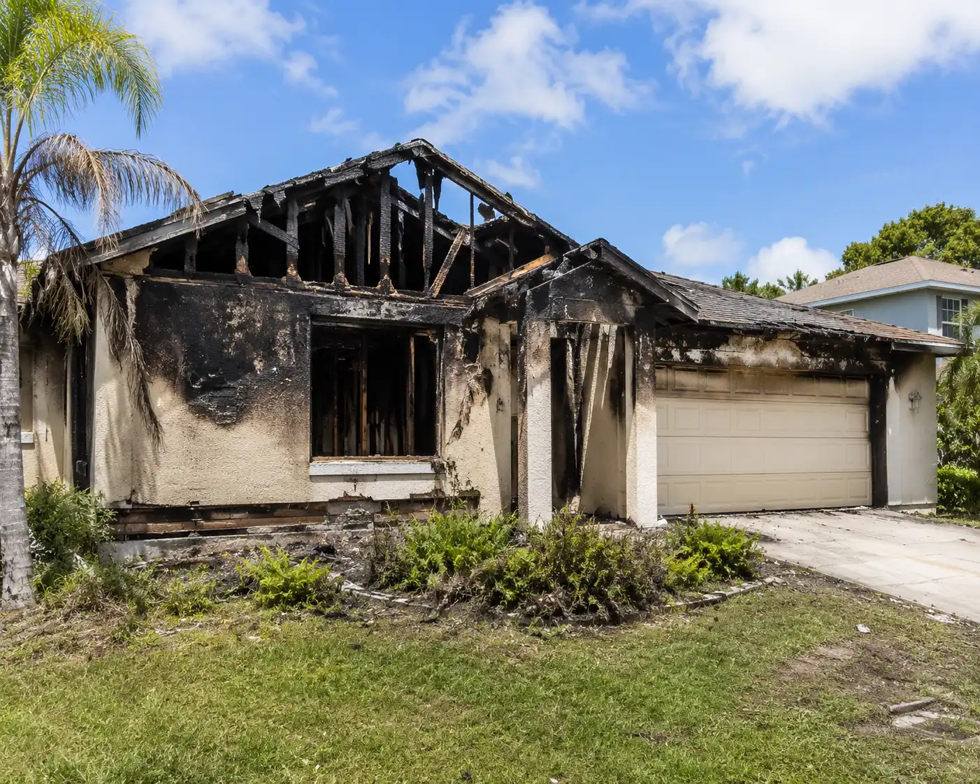 Fire-damaged home with structural damage sold for cash in St Petersburg