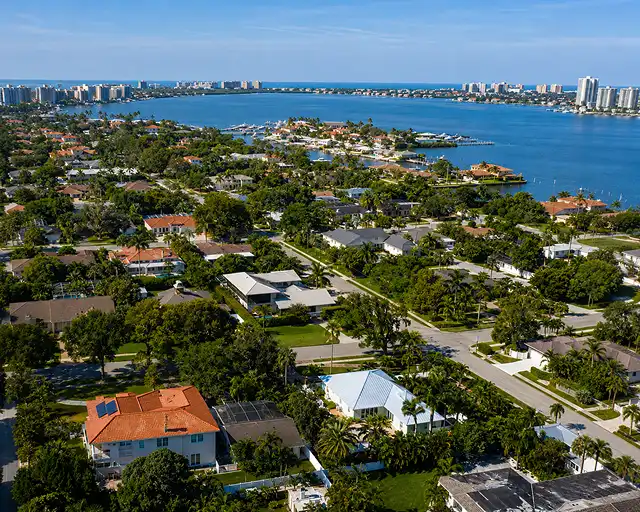Hyper-local St Petersburg foreclosure and cash home buying expertise Hyper-local St Petersburg foreclosure and cash home buying expertise